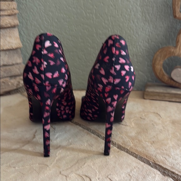 Nine West Black and Pink Stiletto Heels - Picture 4 of 8